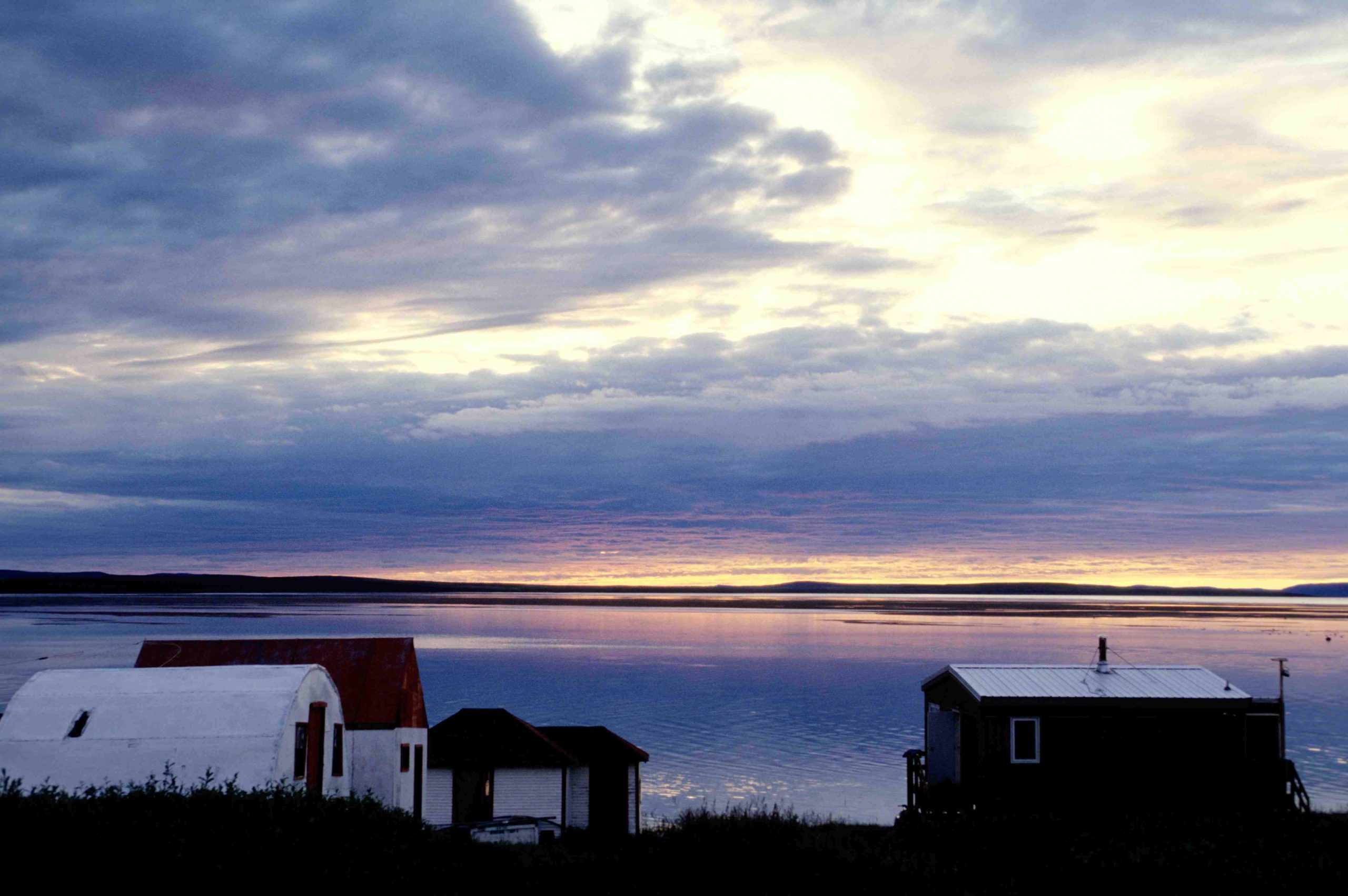 Bathurst_Inlet_Evening_1998-07-11